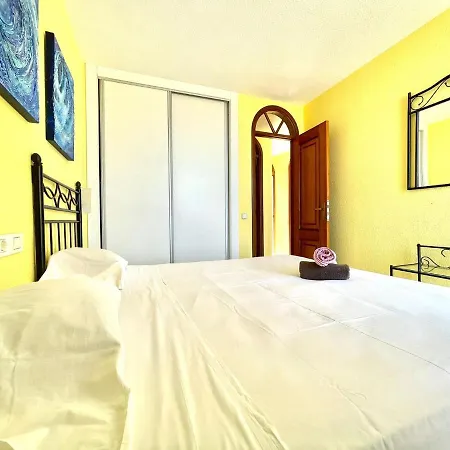 Nice Apartment With View And Pool San Eugenio Alto Apartment