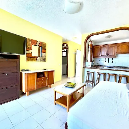 Nice Apartment With View And Pool San Eugenio Alto Apartment *