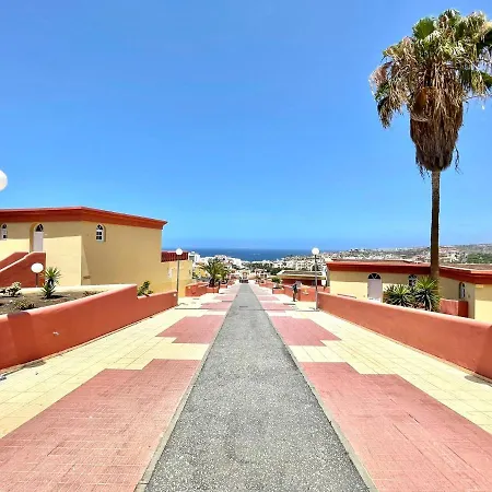 Nice Apartment With View And Pool San Eugenio Alto Apartment