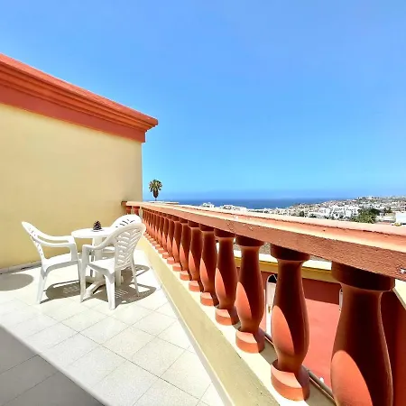 Apartment Nice Apartment With View And Pool San Eugenio Alto
